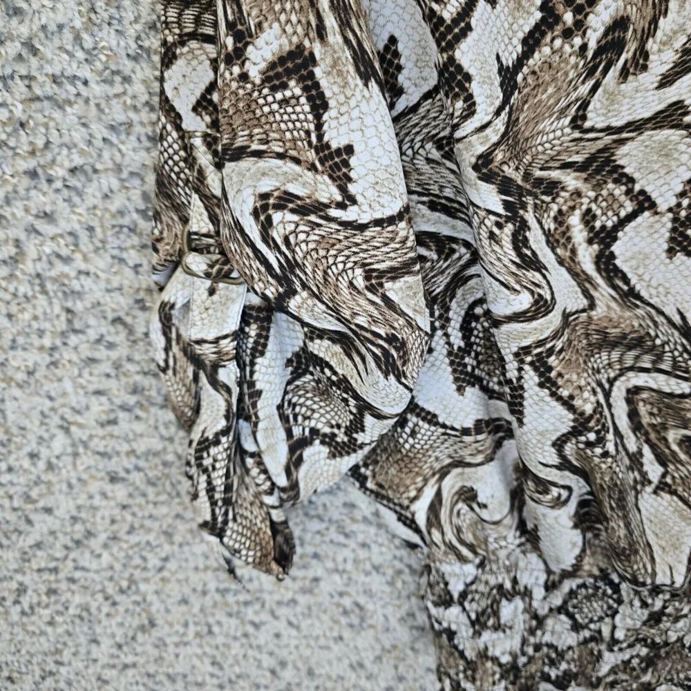 Michael Kors Top Womens XS Brown Snake Print‎ Semi Sheer Blouse Roll Tab Sleeve - Picture 3 of 7
